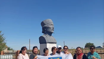 Экскурсия в Хурул и Народный музей Эляева Овлы п.Ики-Бухус